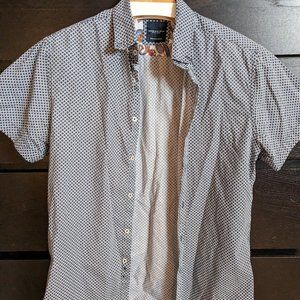 Blue Pattern Short Sleeve Shirt - Denim & Flower - Small